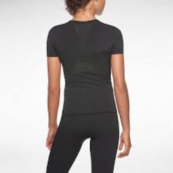 Black Nike Pro Elite 598186 Sz S/M Women's Training Seamless Cap-Sleeve Top/NWT - Picture 2 of 11